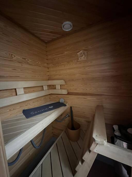 Central City Suite - King Size Bed - Wi-Fi - Sauna Рованиеми Экстерьер фото